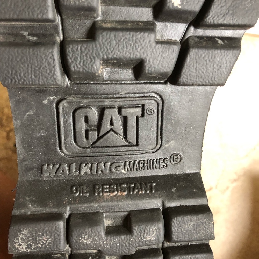 CATERPILLAR men’s boots - Picture 5 of 9